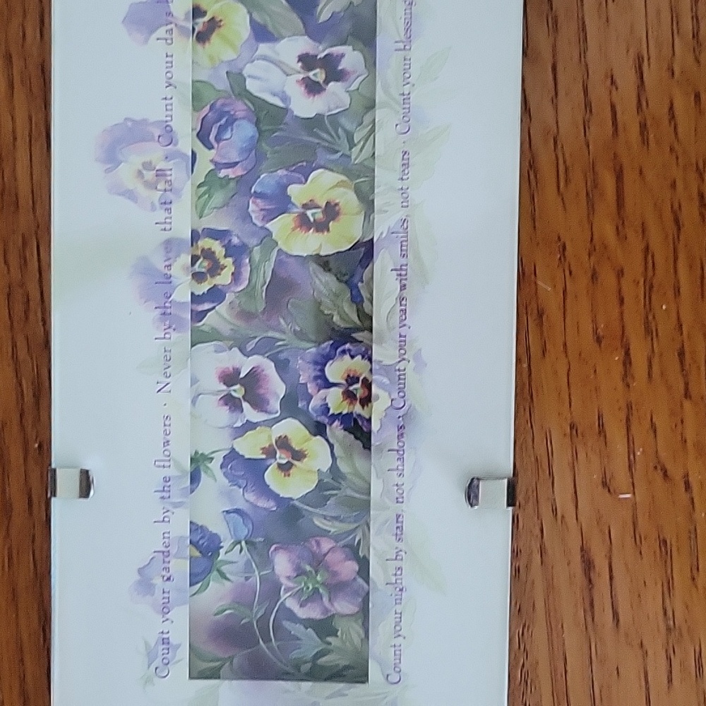 Hallmark - Picture 4 of 4